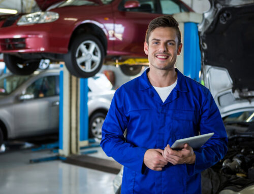 Automobile à Grasse : Étapes à suivre pour changer son pare-brise